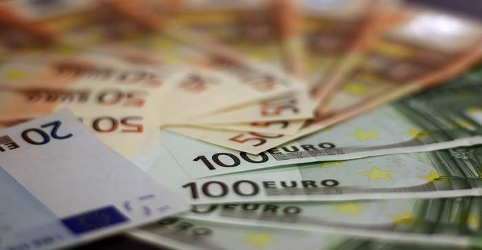 Garantiti 100 miliardi di euro di liquidità per le aziende fino a 499 dipendenti e i professionisti